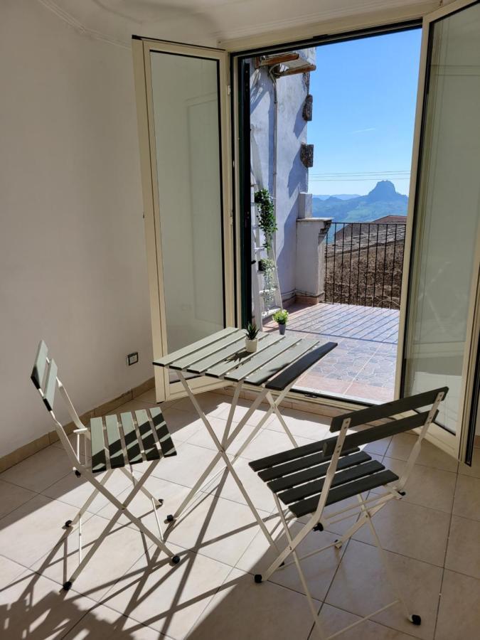 Mussomeli'S Beautiful House Apartment Exterior photo